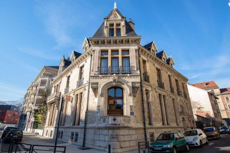 Privilodges Chateau Perrin Grenoble Exterior foto